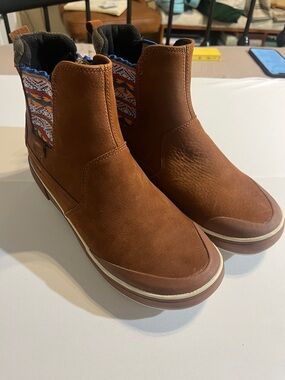 Women's Keen Elsa Chelsea Insulated Waterproof Boot